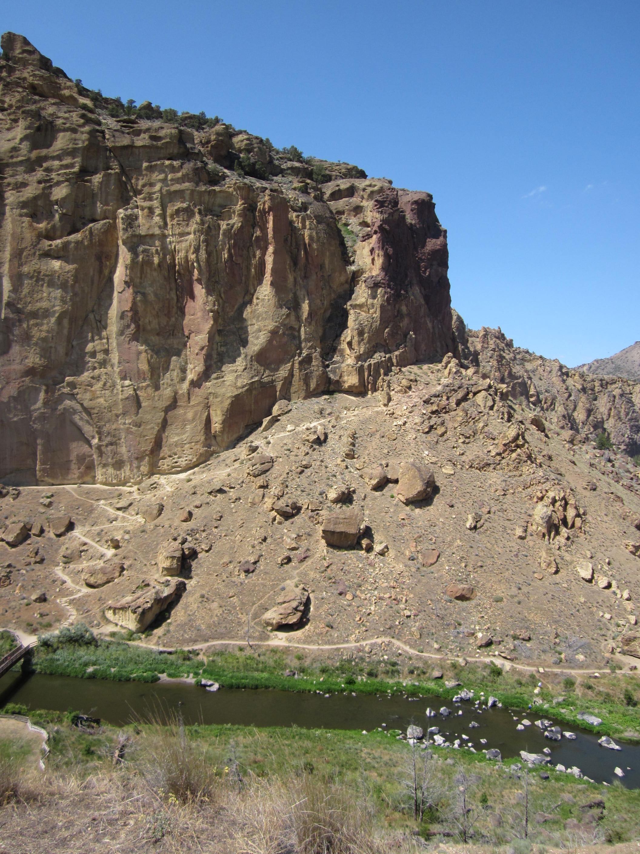 Misery Ridge Trail switchbacks climb the cliff above the Crooked River at Smith Rock State Park