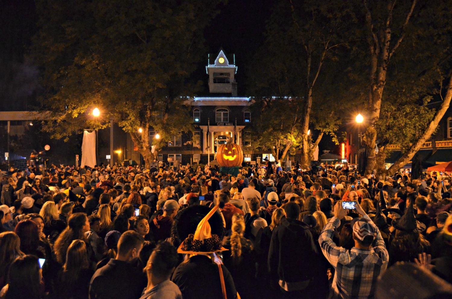 Halloweentown Oregon: A Month Long Event in St. Helens