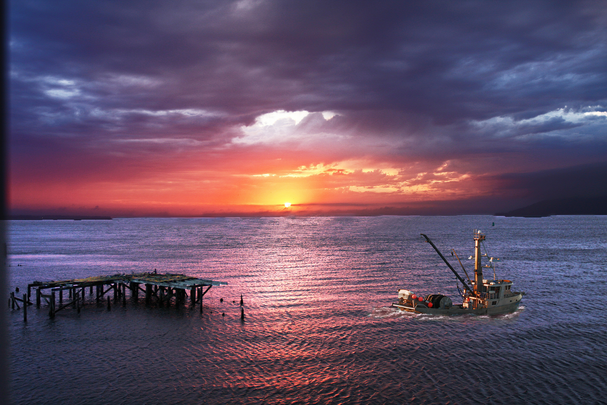 Sunset over the Columbia River in Astoria
