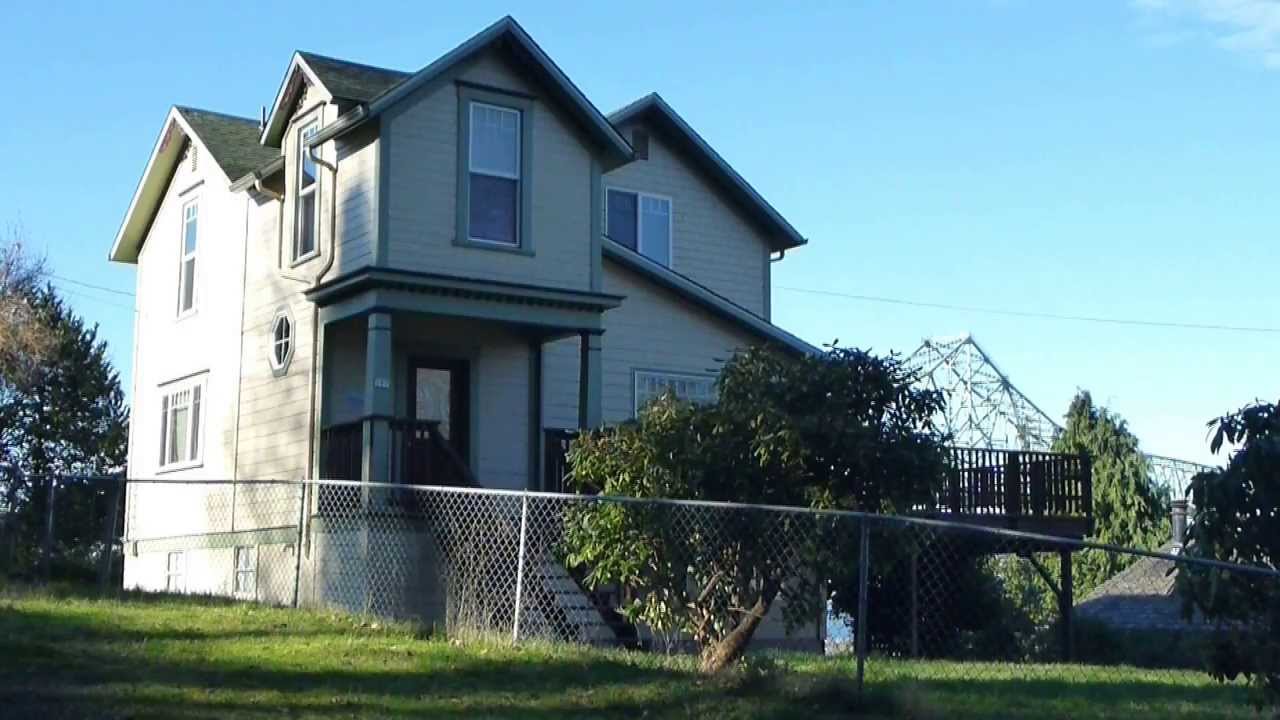 Astoria house used as Stephanie's home in Short Circuit