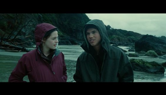 Bella and Jacob at Indian Beach in Twilight