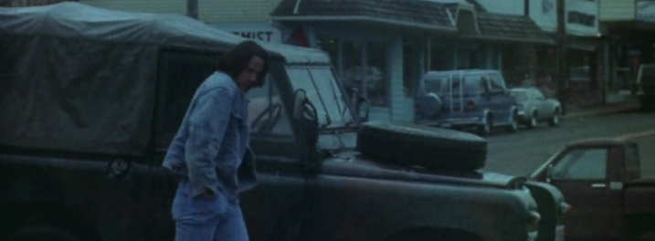 Keanu Reeves in a Point Break scene filmed in Wheeler, Oregon