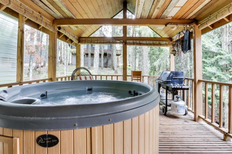 Ski Access Cabin | Trip Advisor