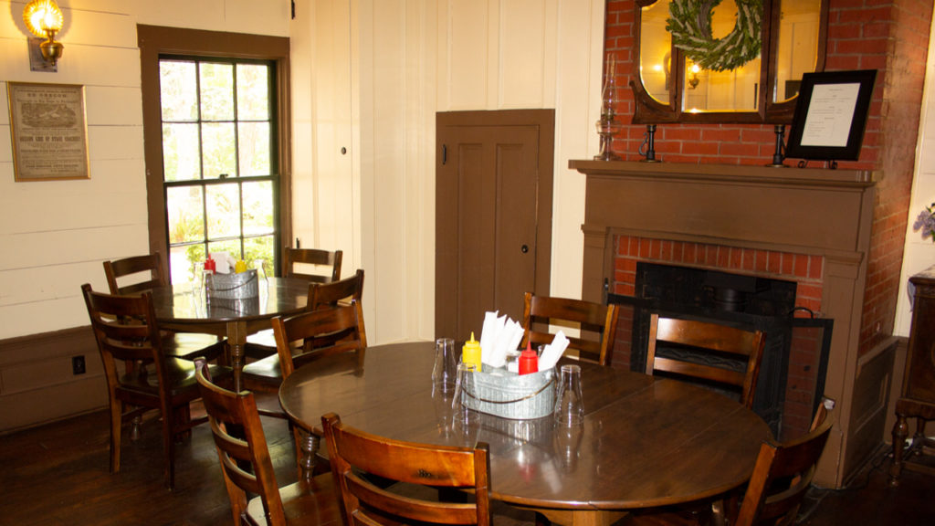 wolf creek inn oregon