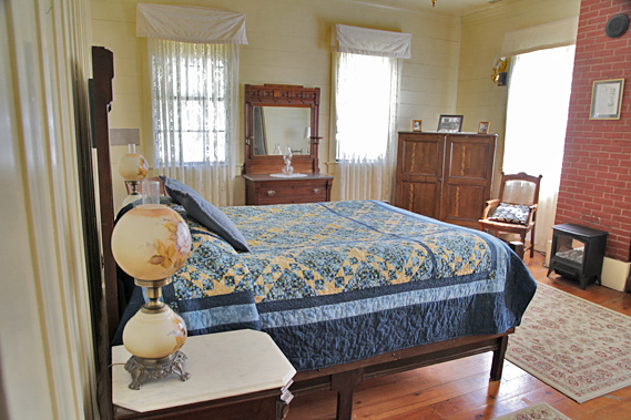 wolf_creek_inn