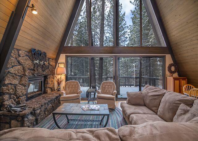 10 Stunning Sunriver Vacation Rentals For Your Next Oregon Getaway