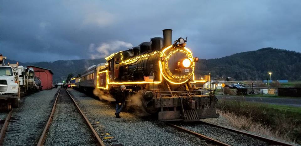 71913426_10157838693028103_4658285004839714816_n candy cane express