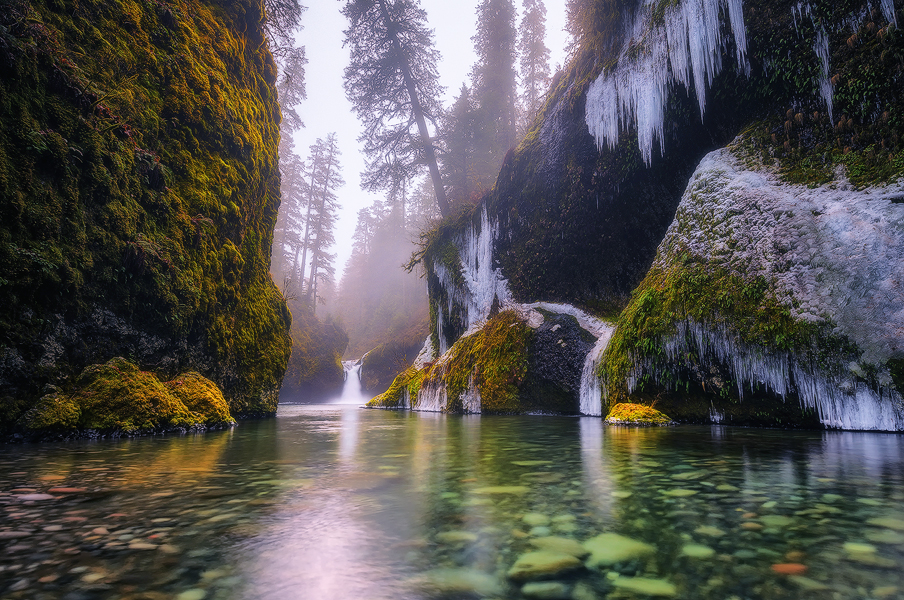Punch Bowl Falls in Oregon