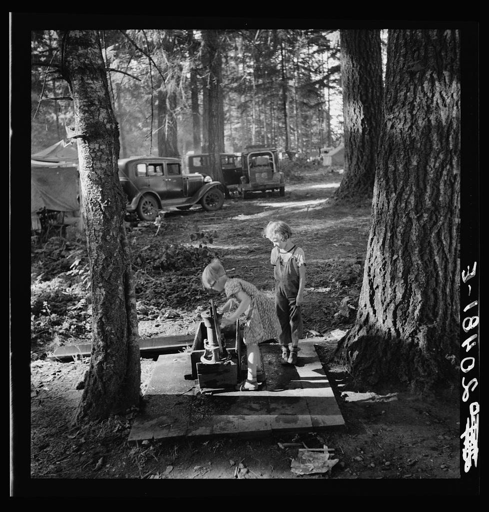 Dorothea Lange, Great Depression, Vintage Oregon Photos, Historic Images, Farm Workers, 1930s, Real Photos, Old Slides, Eastern Oregon, Dust Bowl, Willamette Valley, Time Capsule, Marion County