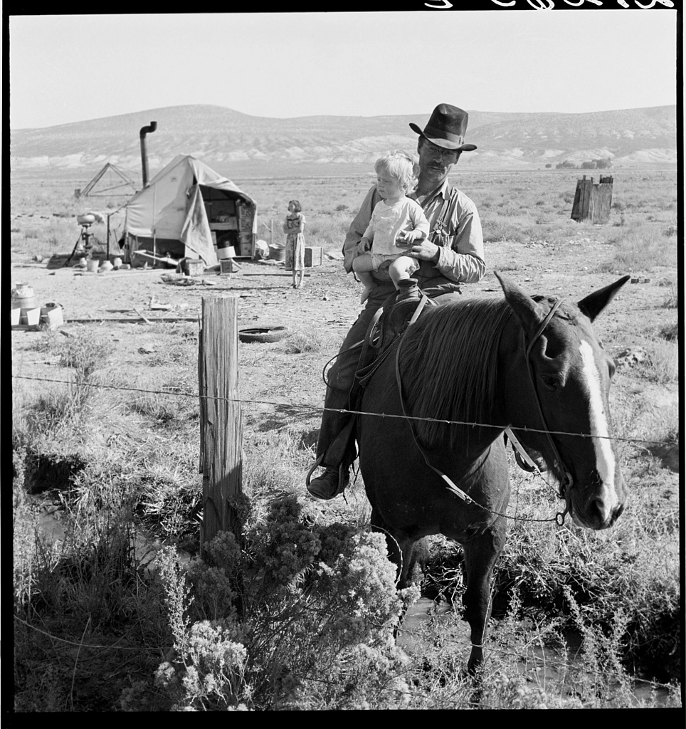 Dorothea Lange, Great Depression, Vintage Oregon Photos, Historic Images, Farm Workers, 1930s, Real Photos, Old Slides, Eastern Oregon, Dust Bowl, Willamette Valley, Time Capsule, Malheur County