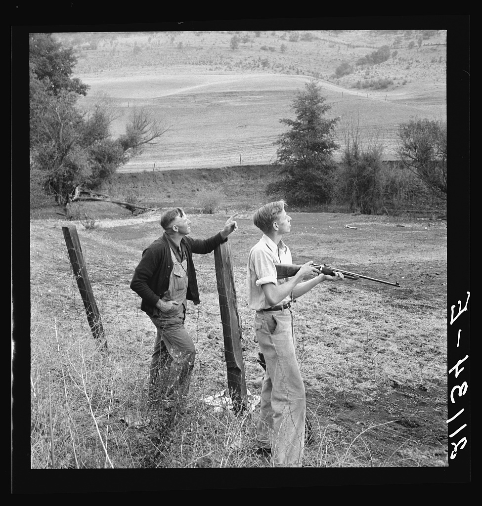 Dorothea Lange, Great Depression, Vintage Oregon Photos, Historic Images, Farm Workers, 1930s, Real Photos, Old Slides, Eastern Oregon, Dust Bowl, Willamette Valley, Time Capsule, Jackson County