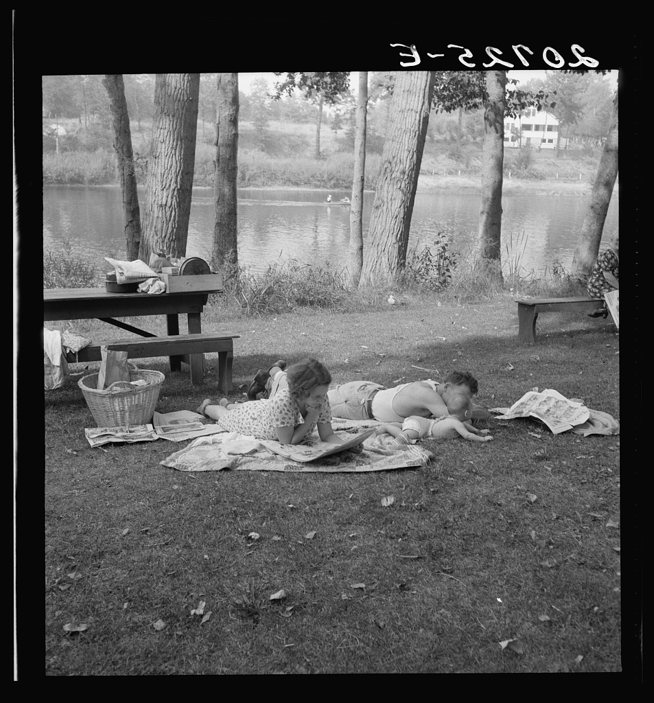 Dorothea Lange, Great Depression, Vintage Oregon Photos, Historic Images, Farm Workers, 1930s, Real Photos, Old Slides, Eastern Oregon, Dust Bowl, Willamette Valley, Time Capsule, Grants Pass, Rogue River