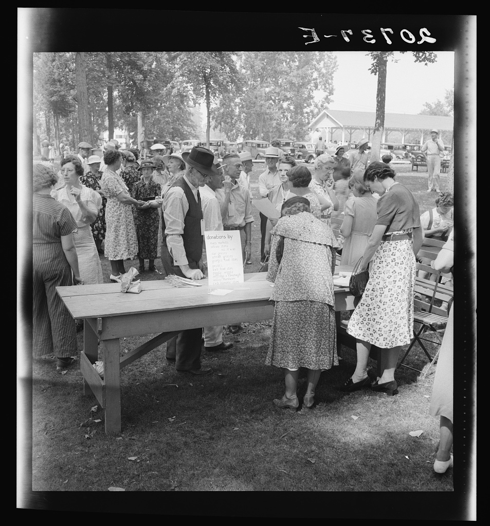 Dorothea Lange, Great Depression, Vintage Oregon Photos, Historic Images, Farm Workers, 1930s, Real Photos, Old Slides, Eastern Oregon, Dust Bowl, Willamette Valley, Time Capsule, Grants Pass, Josephine County