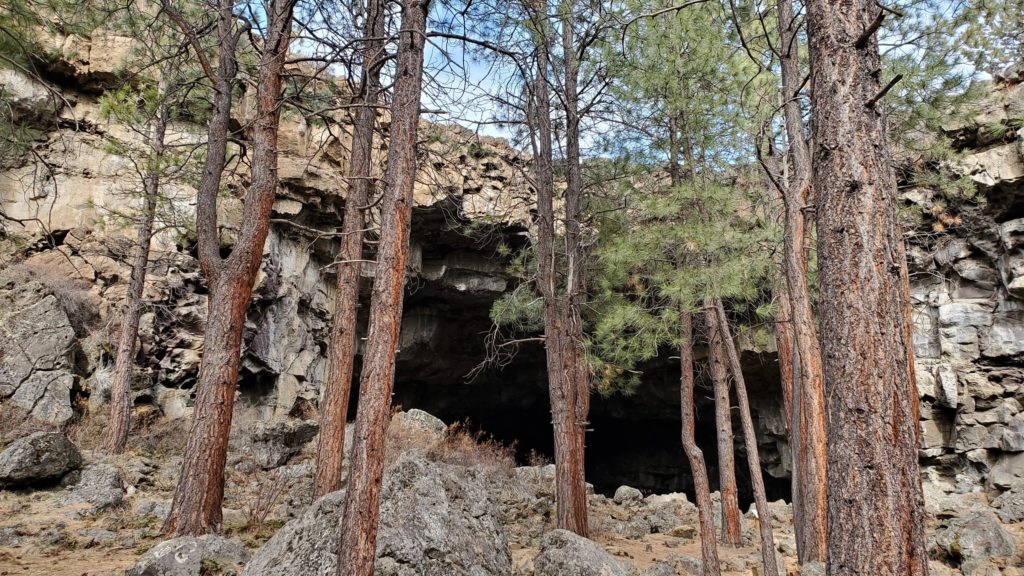 Caves In Oregon. Dan Nevill via Flick CC2 Caves In Oregon