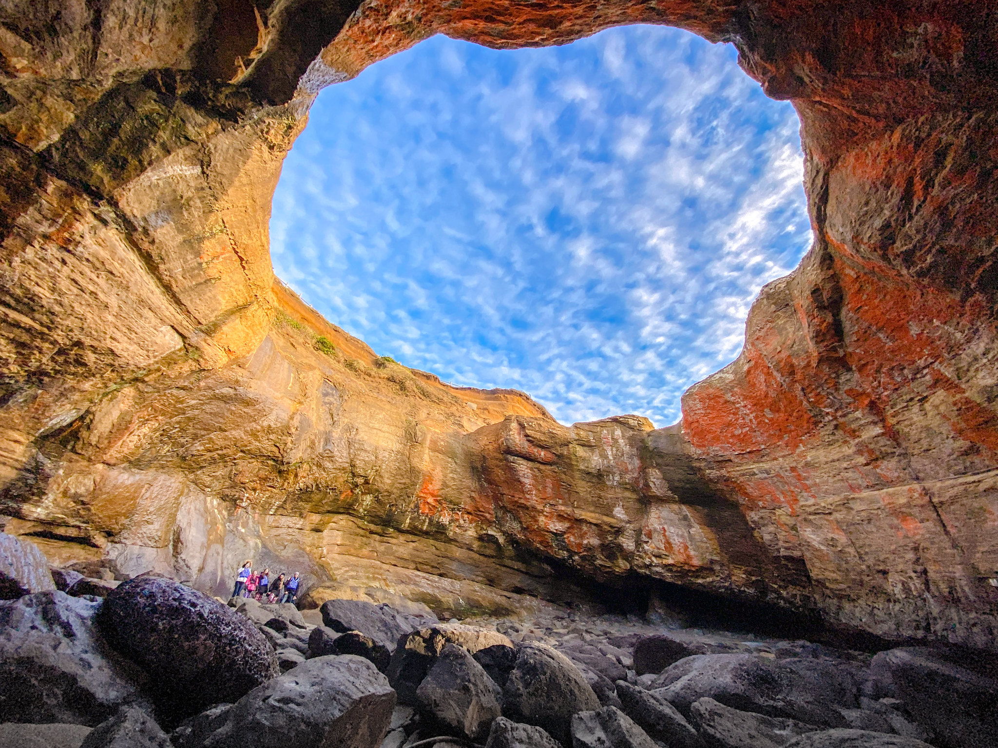 Devils Punch Bowl At Low Tide. Photo by LiquidCrash via Flickr CC2. Devils Punch Bowl Oregon