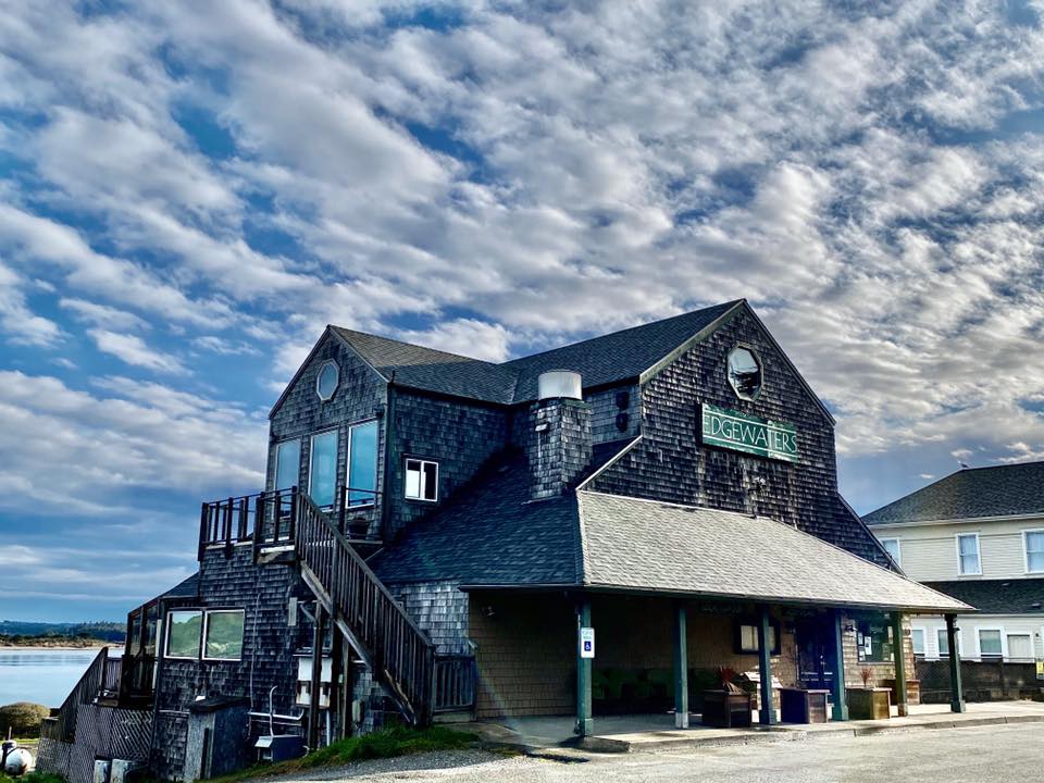 edgewaters seafood restaurant bandon oregon Best Seafood Restaurants on the Oregon Coast