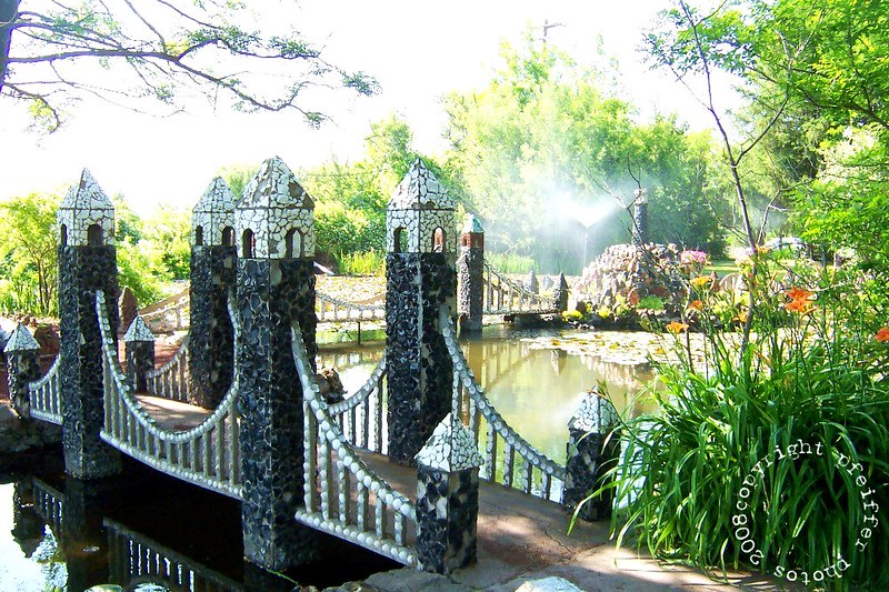 petersen rock garden bridge oreogn
