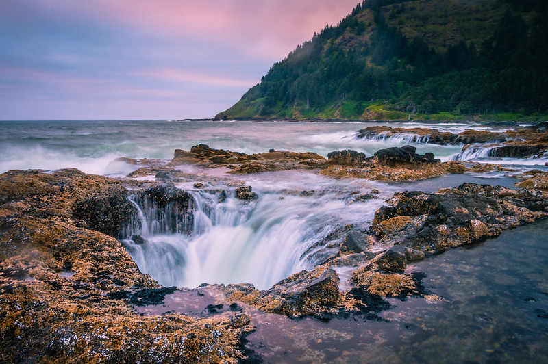 Thor's Well in Oregon