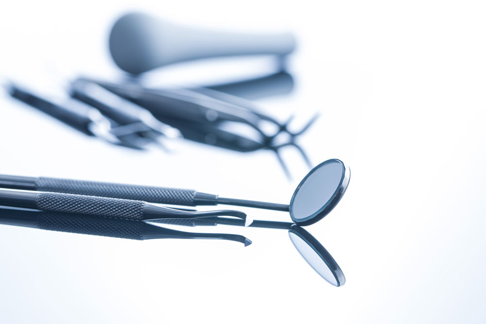 dental-instruments-dentists-tools-2021-08-26-16-25-03-utc