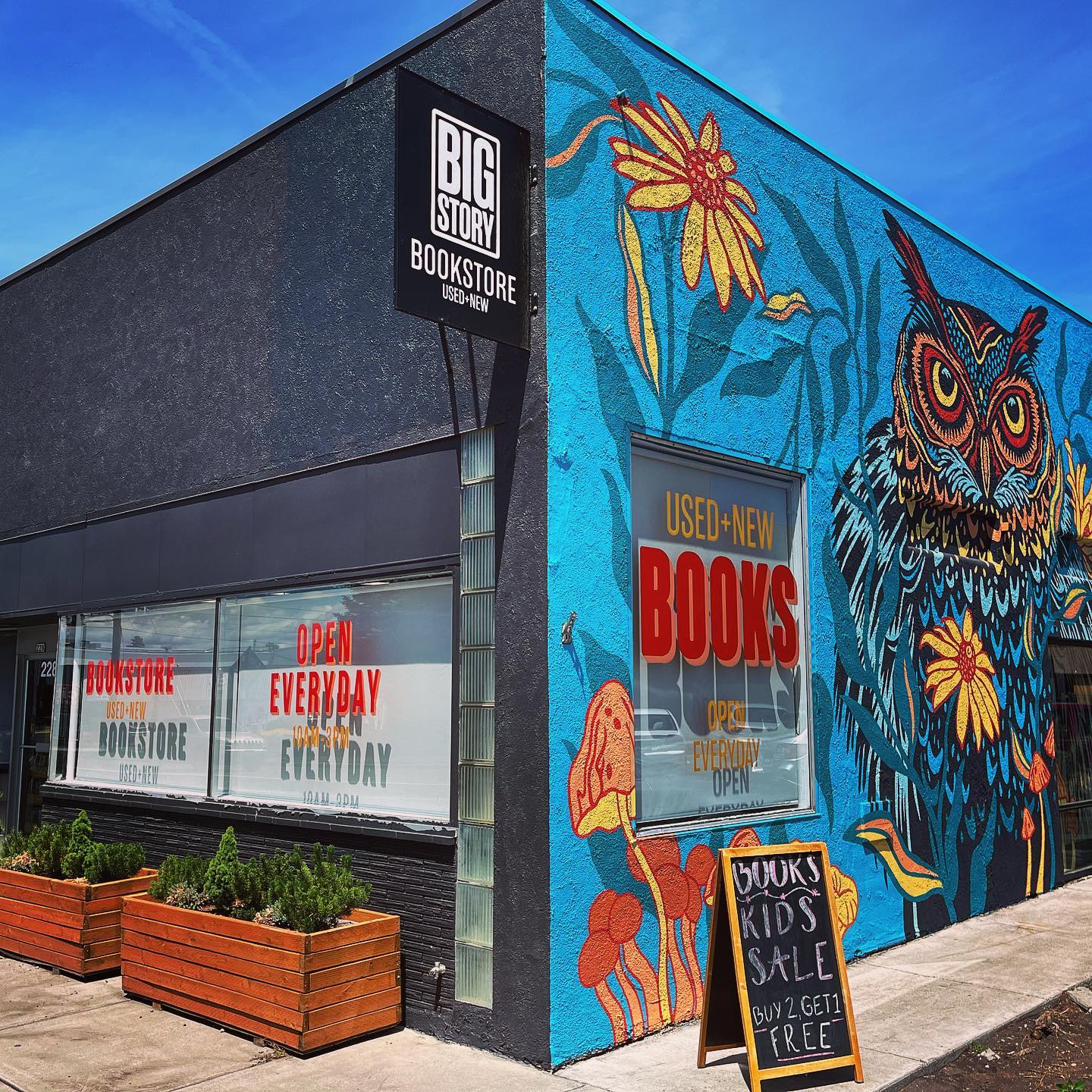The Largest Bookstore In Central Oregon Is Every Book Nerd’s Paradise
