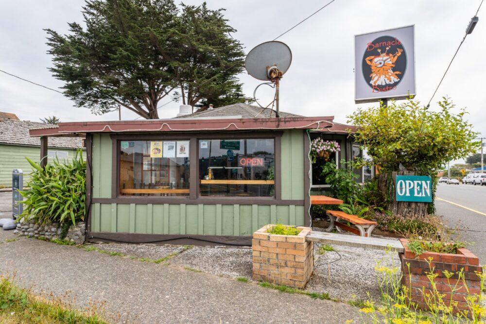 best mom & pop restaurants oregon, Barnacle Bistro, Gold Beach