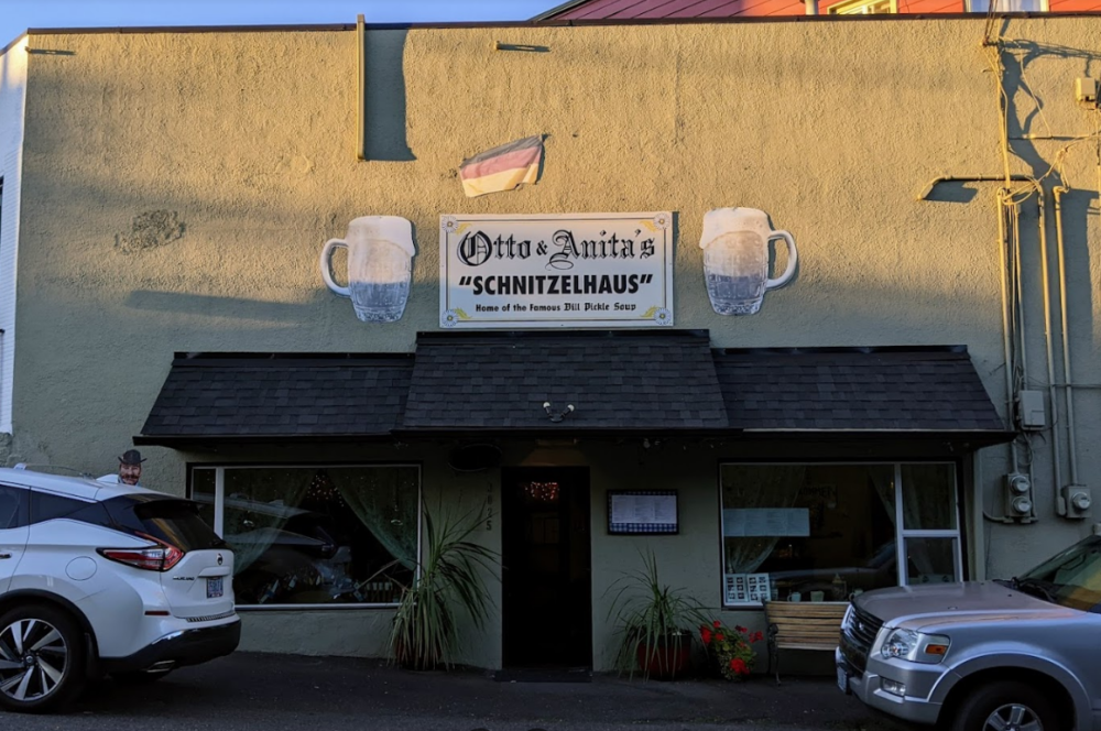best mom & pop restaurants oregon, Otto & Anita's Schnitzelhaus, Portland
