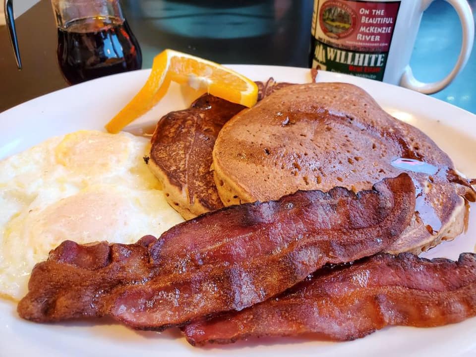 best mom & pop restaurants oregon, The Vida Cafe, Vida