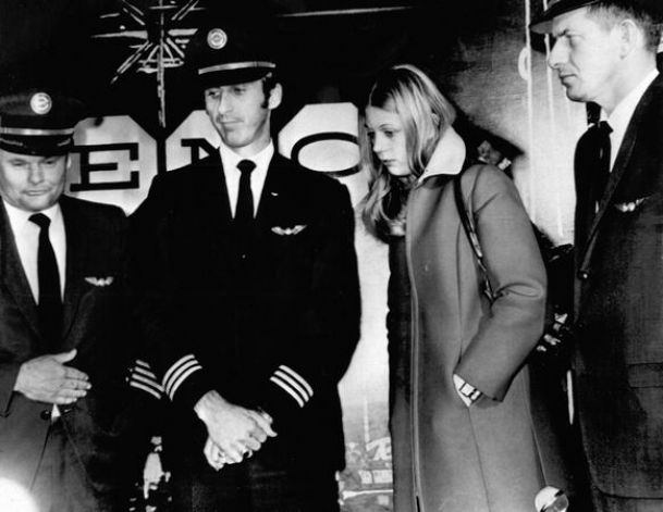 DB Cooper, Flight Crew, Crew members, several crew members, northwest orient airlines, flight attendant