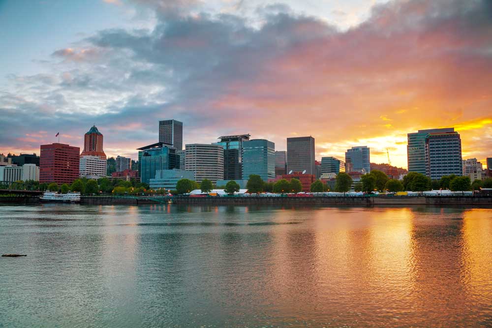 portland oregon sunset
portland oregon, best restaurants, 2024, where to eat, best brunch, food and drink, bars, pizza, sushi, thai food, PDX, foodie heaven