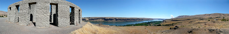 maryhill stonehenge, goldendale washington, WWI monuments, stonehenge replica, cool places to visit, Columbia River Gorge, Oregon, veterans memorial