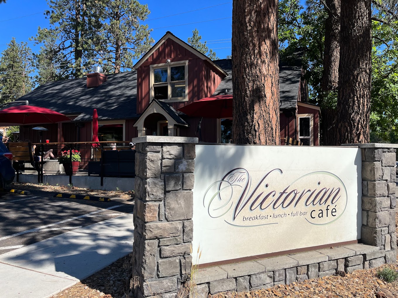 Savor Eggs Benedict And Signature Bloody Marys At This Local Gem In Oregon