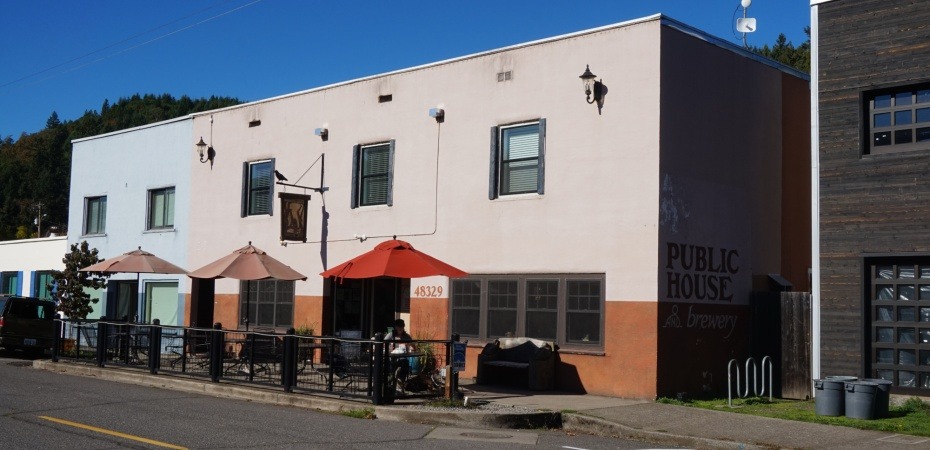 Oregonians Travel Statewide to Try This English-Style Pub and Its Unbeatable Food