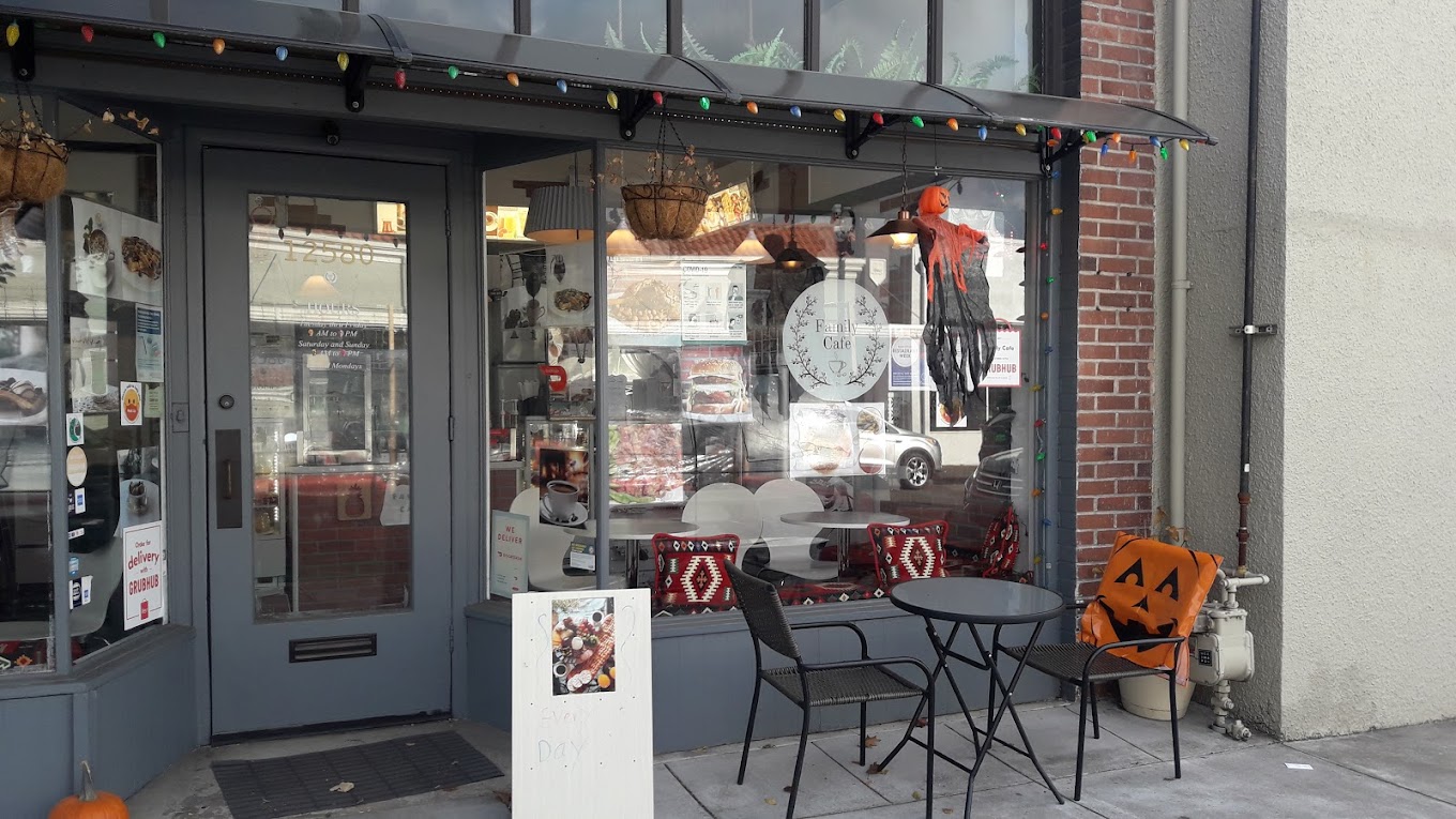 featured, jojonadal22 Google Local front of cafe