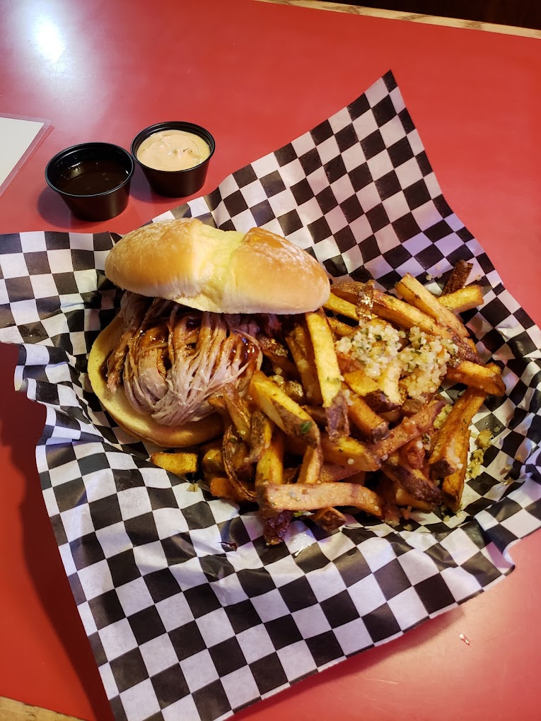 pulled pork sandwich
