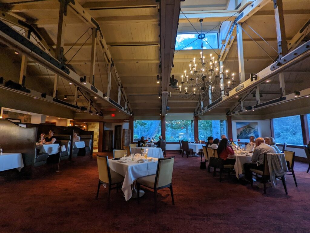 dining room at the Bay House