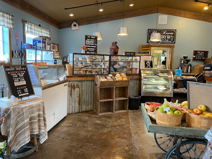 blue raeven store