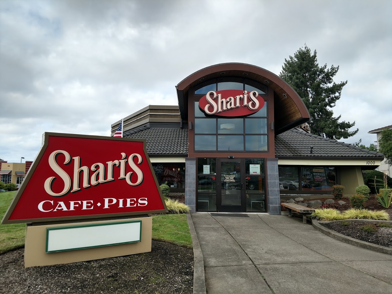 The Regional Restaurant That Oregonians Embrace for Its Local Charm
