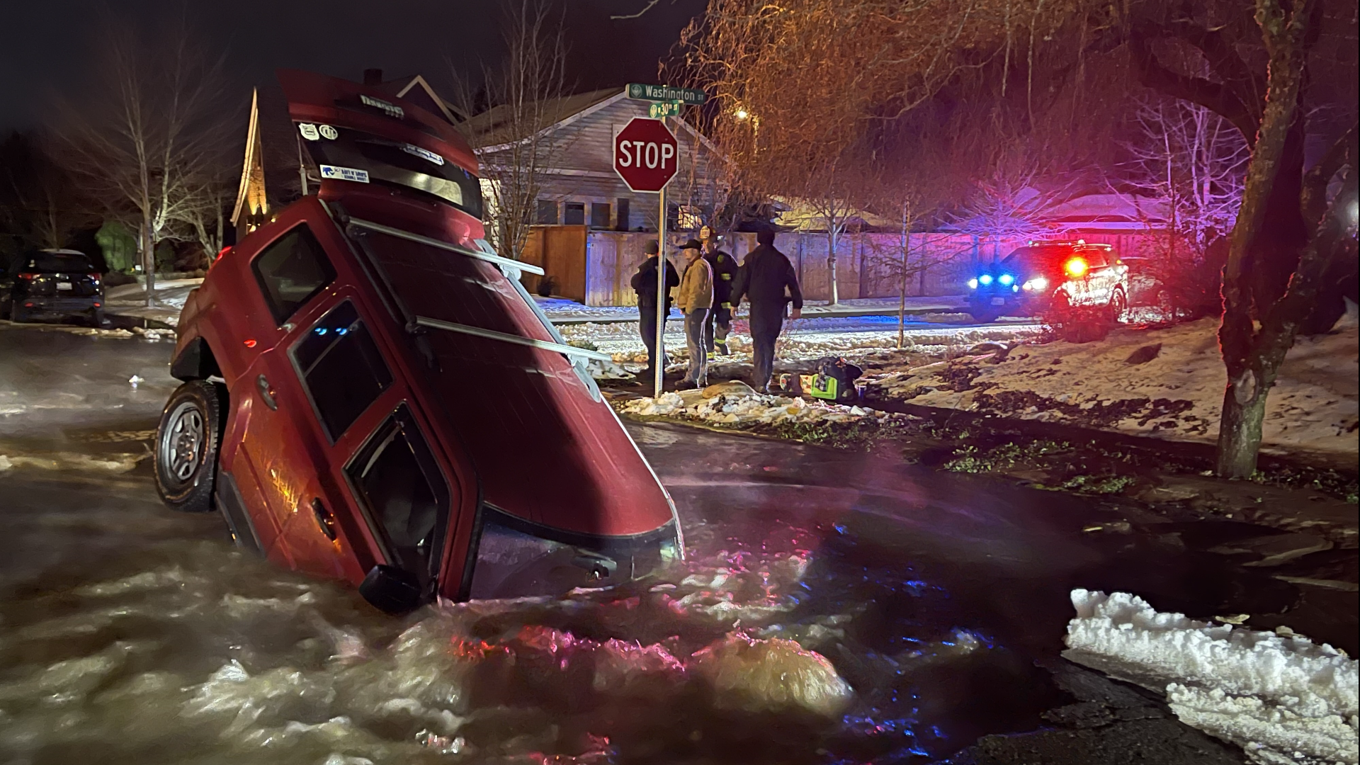 c8039cd4-d771-470d-ac89-afe27f36cc04_1920x1080 car plunging into sinkhole vancouver