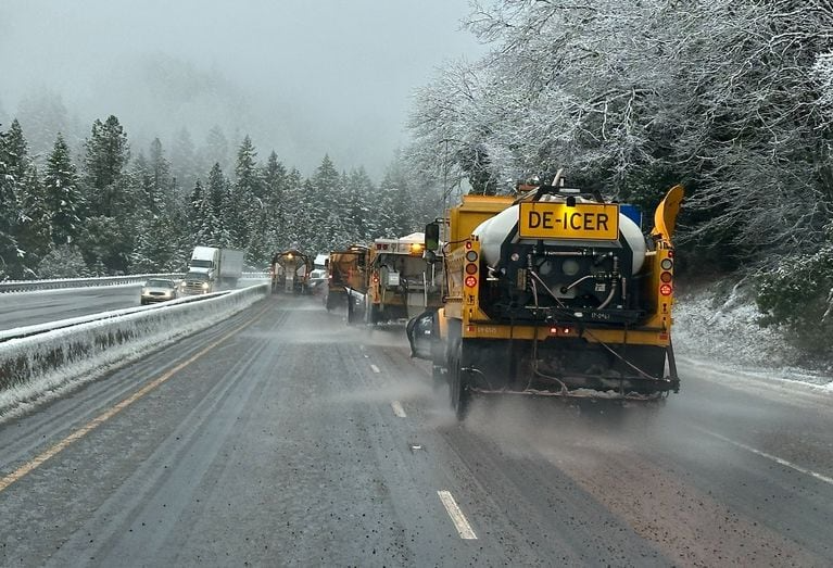 de icing deicing roads oregon odot
