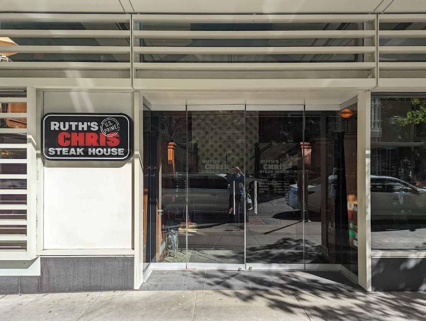 featured, Dr. Jon Simon Google Local Ruth's Chris front door
