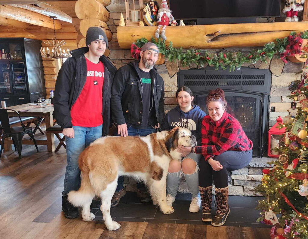 red cone lodge, central oregon, crescent lake, best bed and breakfast, family getaway, romantic getaway, recovery retreats, romantic cabin, forest bathing, things to do, adventures, that oregon life, airbnb, best lodging in oregon, where to stay, things to do, bend, crater lake, odell lake
