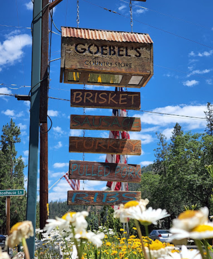 Goebel's Country Store, Shady Cove, Southern Oregon, Medford, Best Barbeque in Oregon, Real Texas BBQ, Off the beaten path, Rogue River, pulled pork, burnt ends, brisket, smoked chicken, family style, restaurants, places to eat