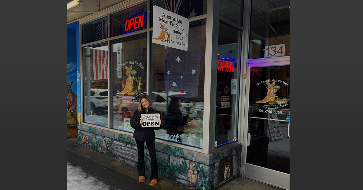 This Cozy Small Town Oregon Shop Serves The Most Mouthwatering Australian Meat Pies