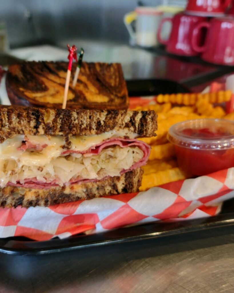 reuben sandwich, Ruby's Roadside Grill, Seaside, oregon, oregoncoast, highway 101, juicy burgers, best burger joint, restaurants, where to eat, family dining