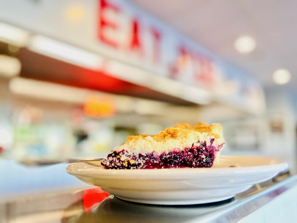 berry pie slice