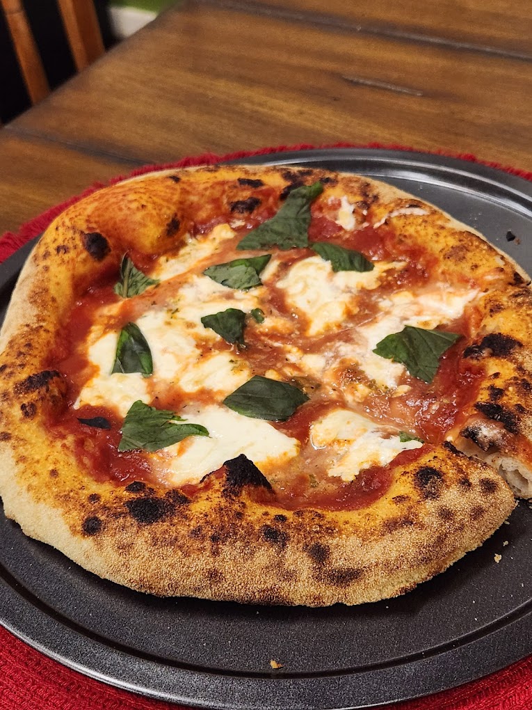 Margherita pizza