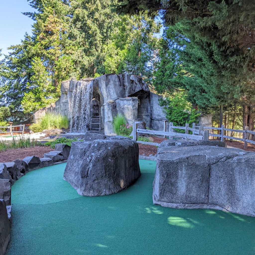 Thunder Falls course