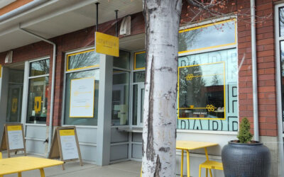 This Popular Oregon Café Is Famous for a Sweet Roll That Will Make Your Taste Buds Explode