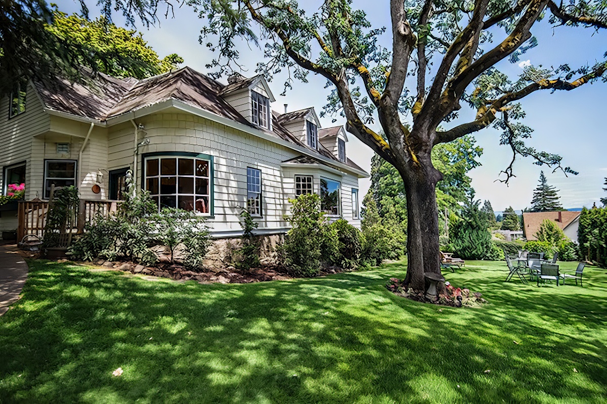 AF1QipOj-t0zWtURgTwjAd9keb5ipn7N campbell house inn Eugene Oregon