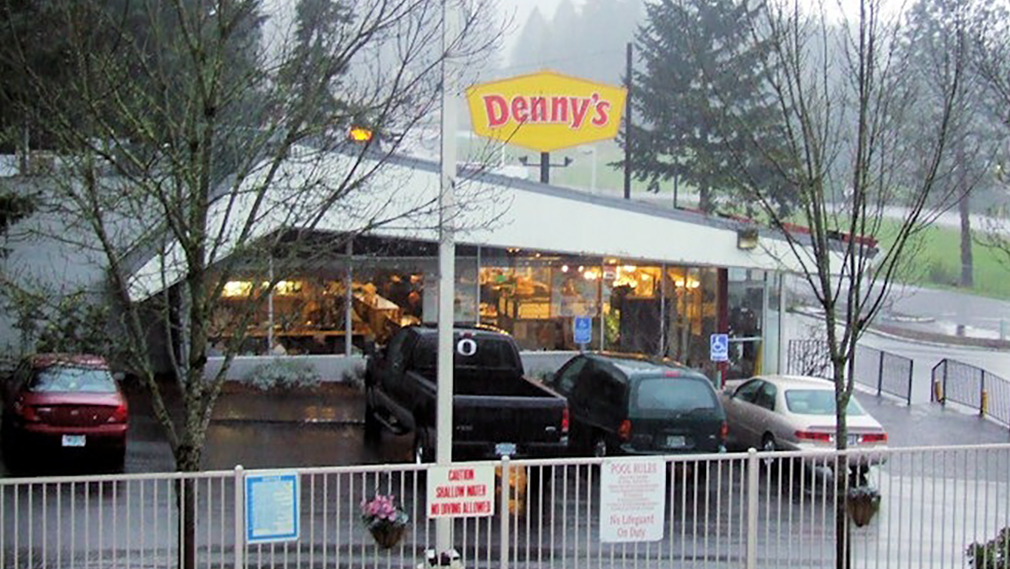 dennys_restaurant_eugene_oregon